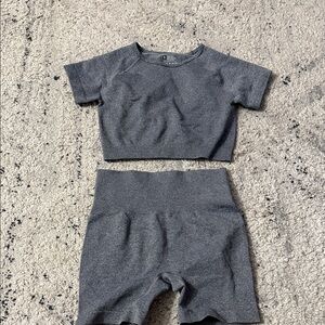 Gray Two-Piece Active Set
